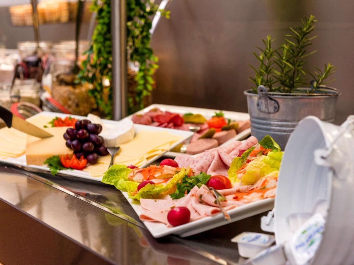 Ibis Kassel Melsungen Hotel ภายนอก รูปภาพ