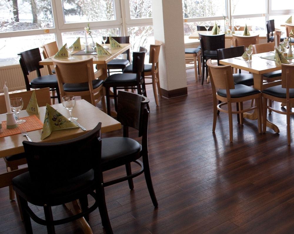 Ibis Kassel Melsungen Hotel ภายนอก รูปภาพ